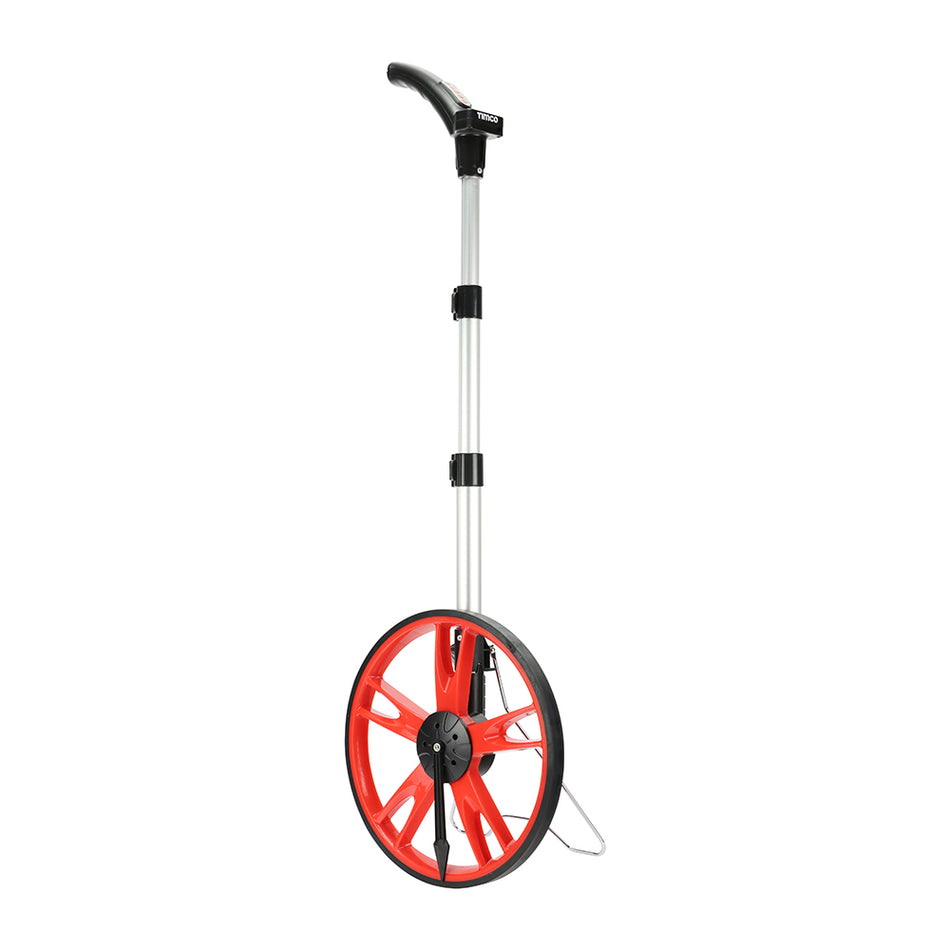 A strong and portable measuring wheel with digital read out. The lightweight aluminium frame features telescopic sections for portability and easy storage. Includes an integrated stand and carry case.