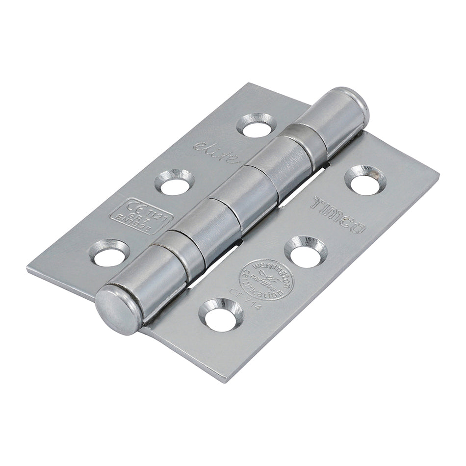 Designed for use on standard internal residential doors, including medium to heavy 30 & 60 minute fire doors weighing up to 40kg. Smooth ball bearing action and tested to 200,000 cycles make these hinges ideal for doors with heavy domestic traffic.